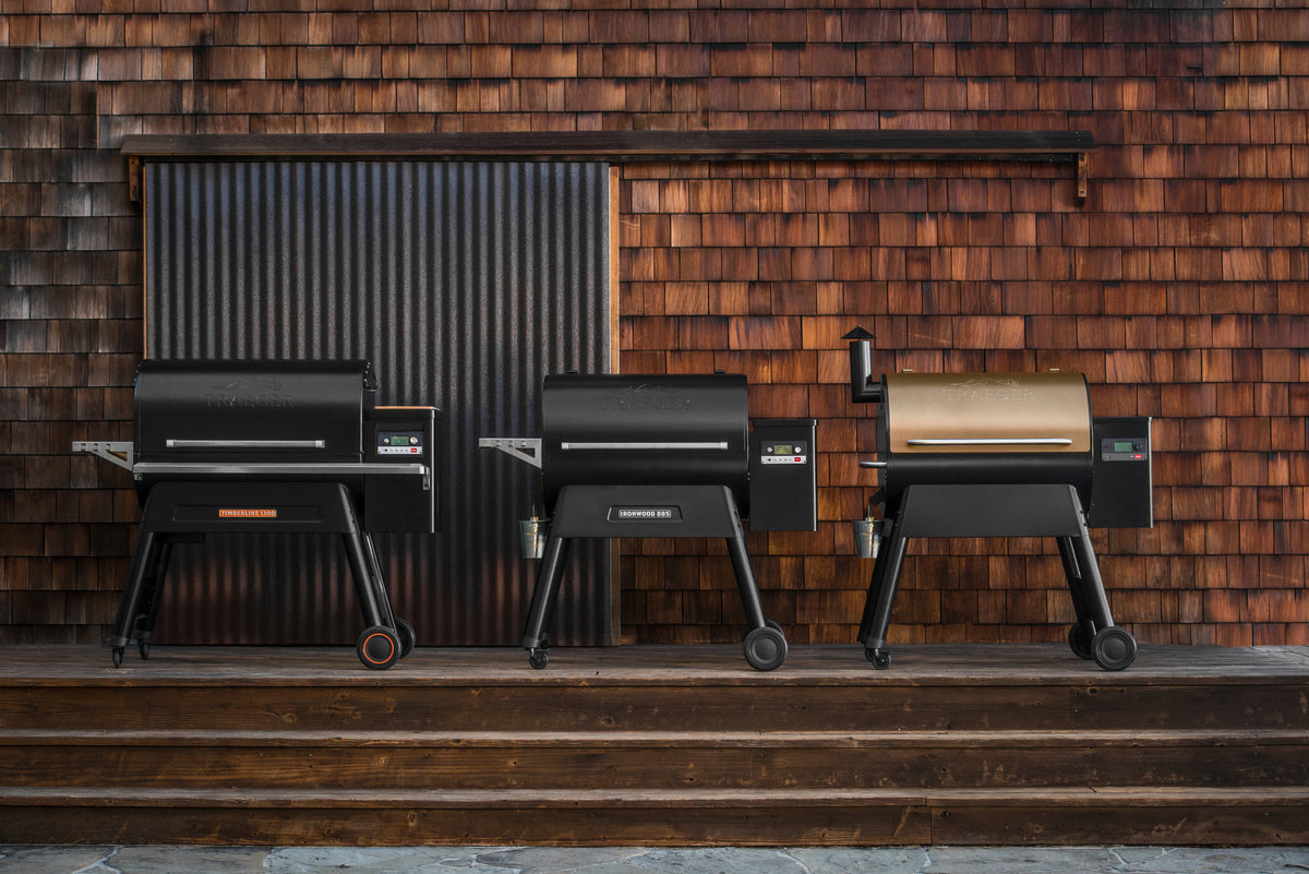 Traeger Pro 780 Black Wood Pellet Grill-TFB57GLE2