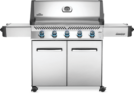 Napoleon Prestige® 665 Propane Gas Grill - P665PSS