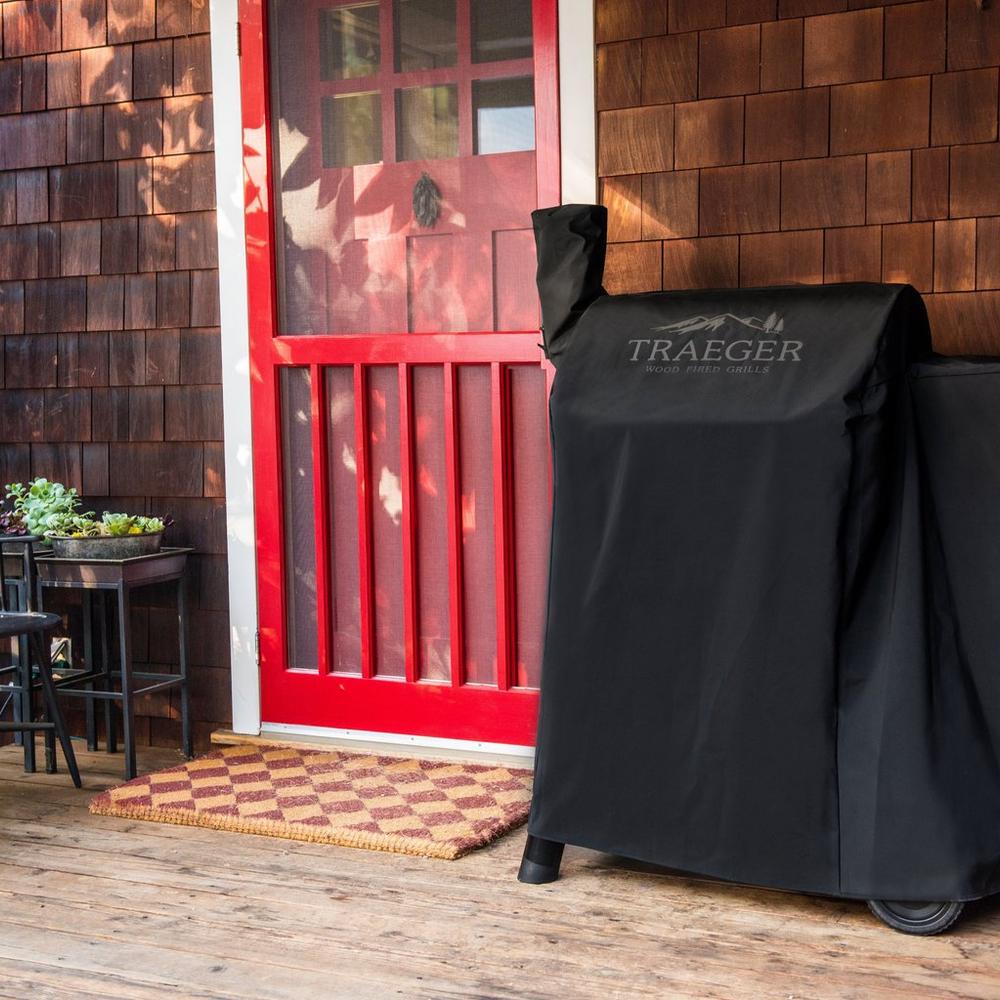 Traeger Pro 575 and Pro 22 Grill Cover Full Length Besides the Door