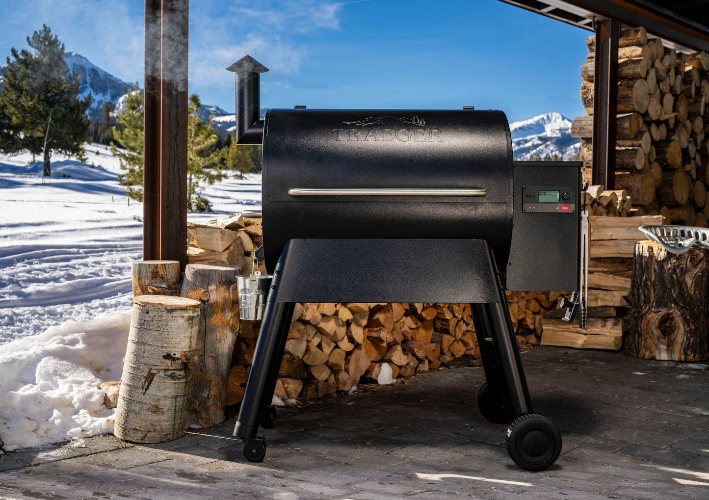 Traeger Pro 780 Black Wood Pellet Grill Winter Lifestyle